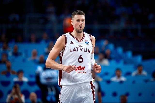 1756345978081032609.png 1b9cb12b-68d0-4408-8903-36acd599b4a0.png