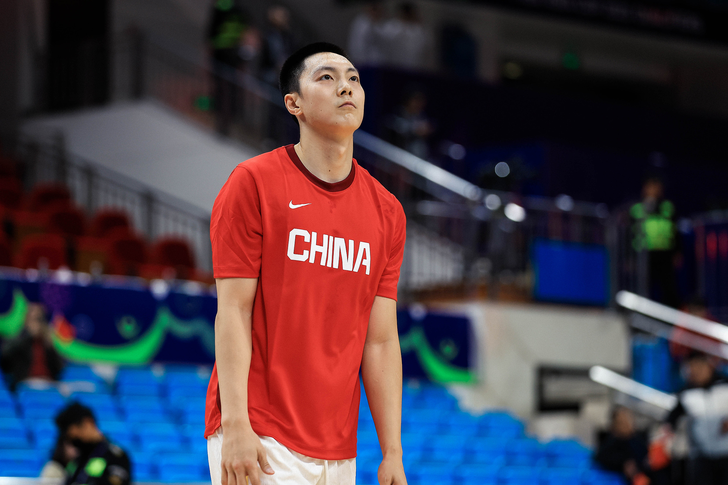 杜指导爱徒赵睿&胡明轩合砍13分,中国男篮首节28-19领先新西兰